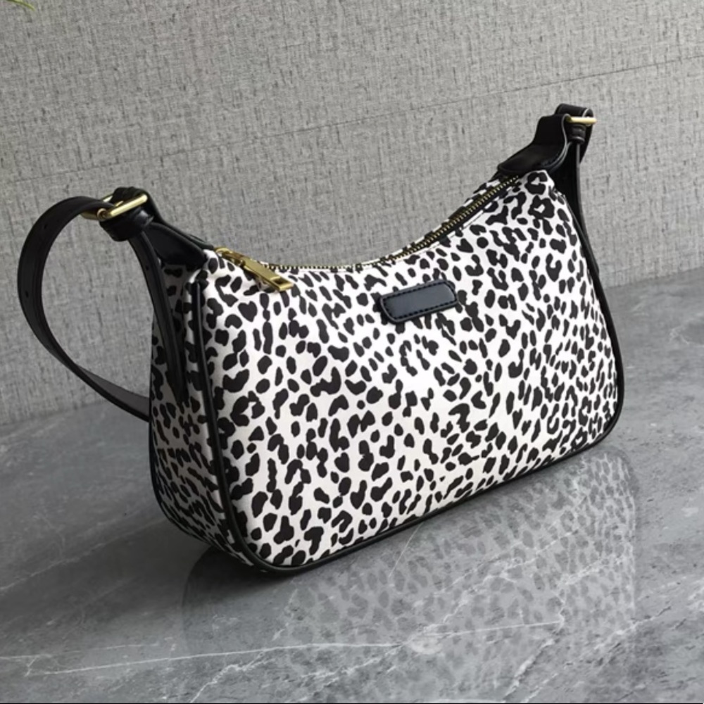 Latest Retro Baguette Shoulder Underarm Bags with Leopard Print